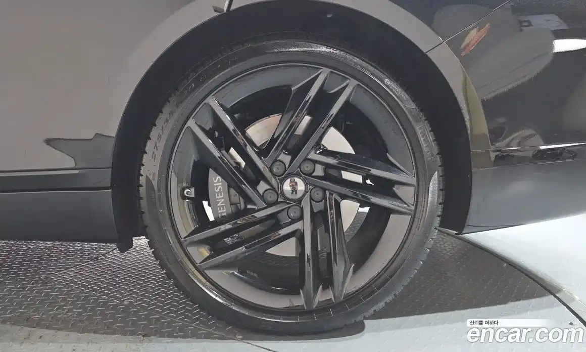 Genesis G80 2025 3.5 автомат (гидро), фото 6