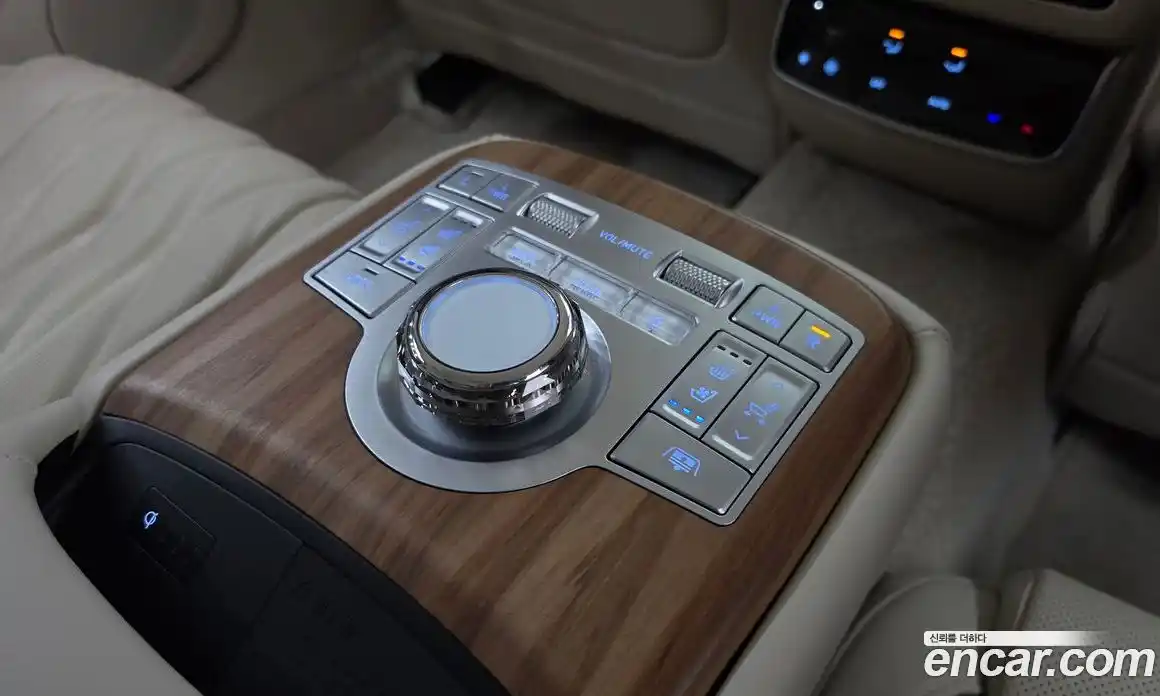 Genesis G80 2024 3.5 автомат (гидро), фото 32