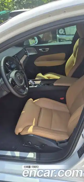Volvo S60 2024 2.0 автомат (гидро), фото 16