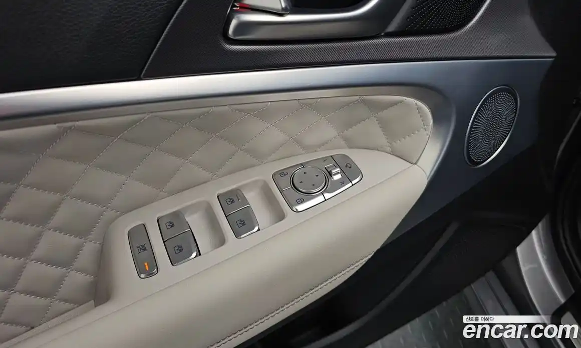 Genesis G70 2024 2.5 автомат (гидро), фото 18