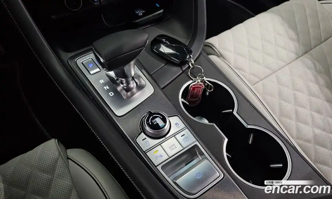 Genesis G70 2024 2.5 автомат (гидро), фото 9