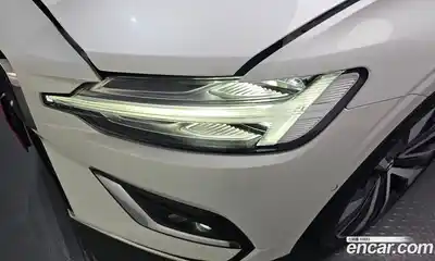 Volvo S60 2023 2.0 автомат (гидро), миниатюра 7