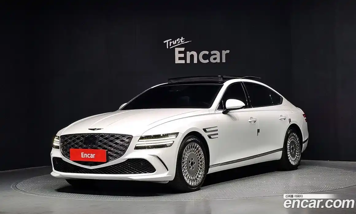 Genesis G80 2024 2.5 автомат (гидро), фото 1