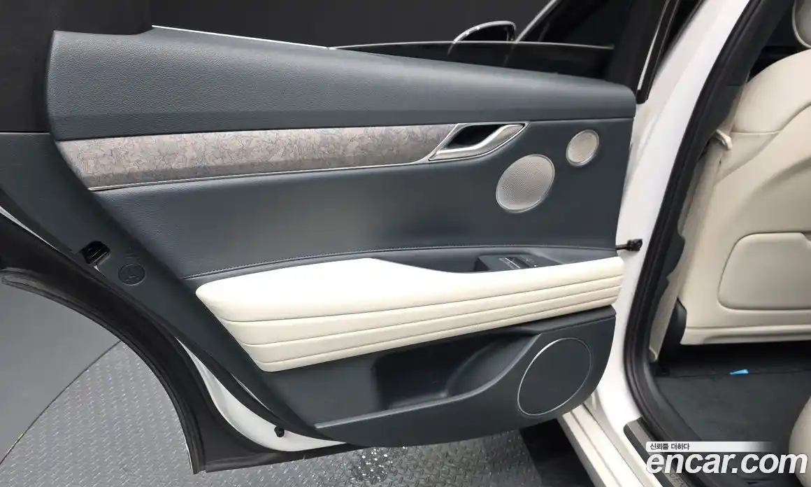 Genesis G80 2021 0.2 автомат (гидро), фото 15