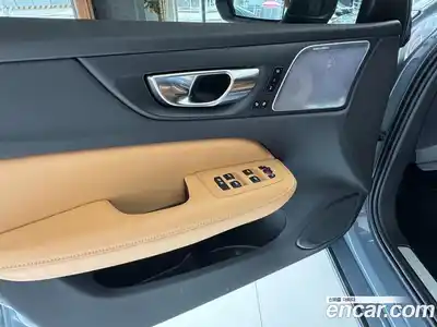 Volvo S60 2023 2.0 автомат (гидро), миниатюра 11