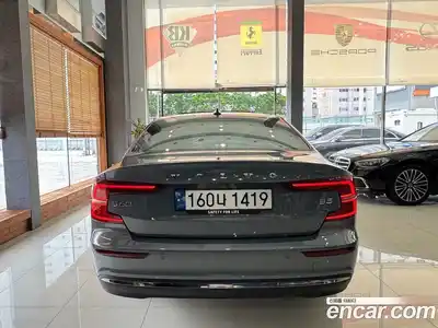 Volvo S60 2023 2.0 автомат (гидро), миниатюра 4