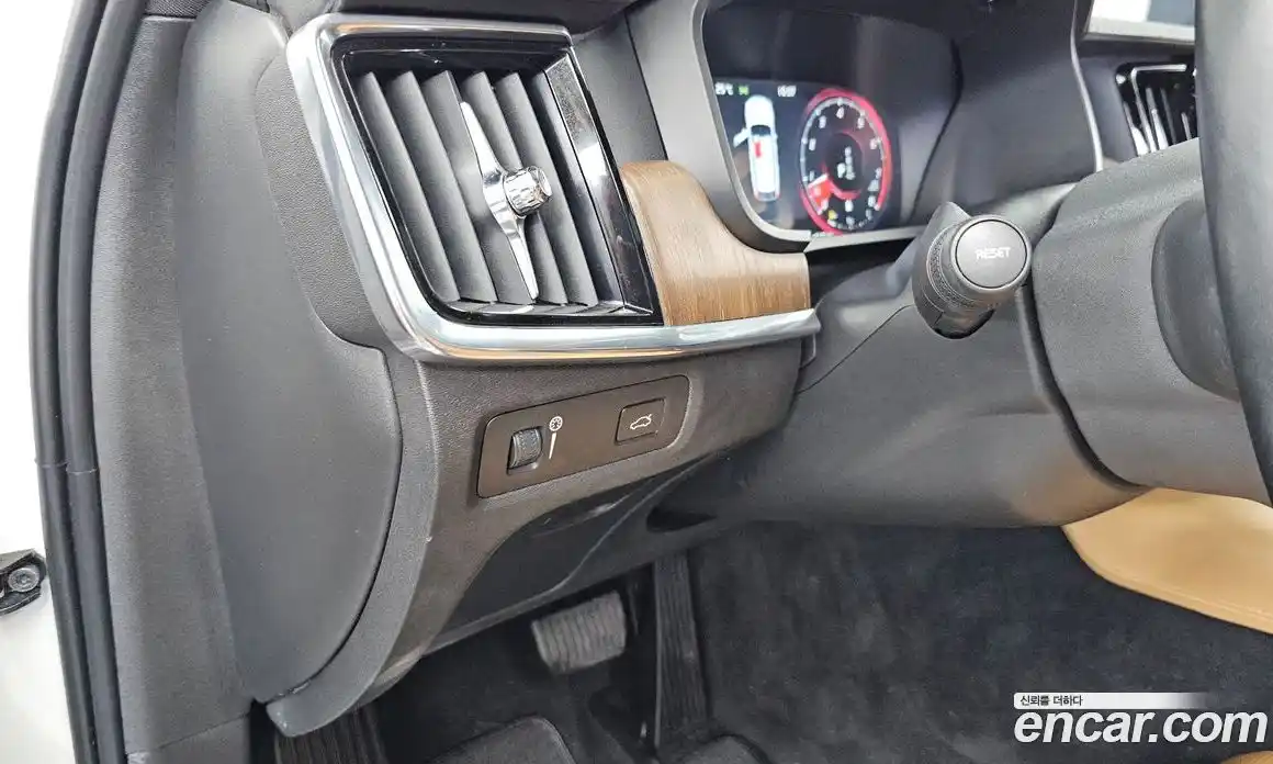 Volvo V90 2021 2.0 автомат (гидро), фото 29