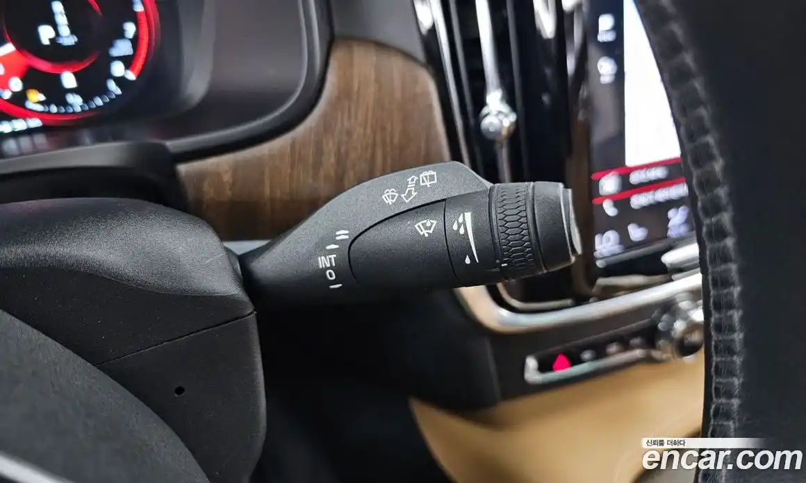 Volvo V90 2021 2.0 автомат (гидро), фото 30