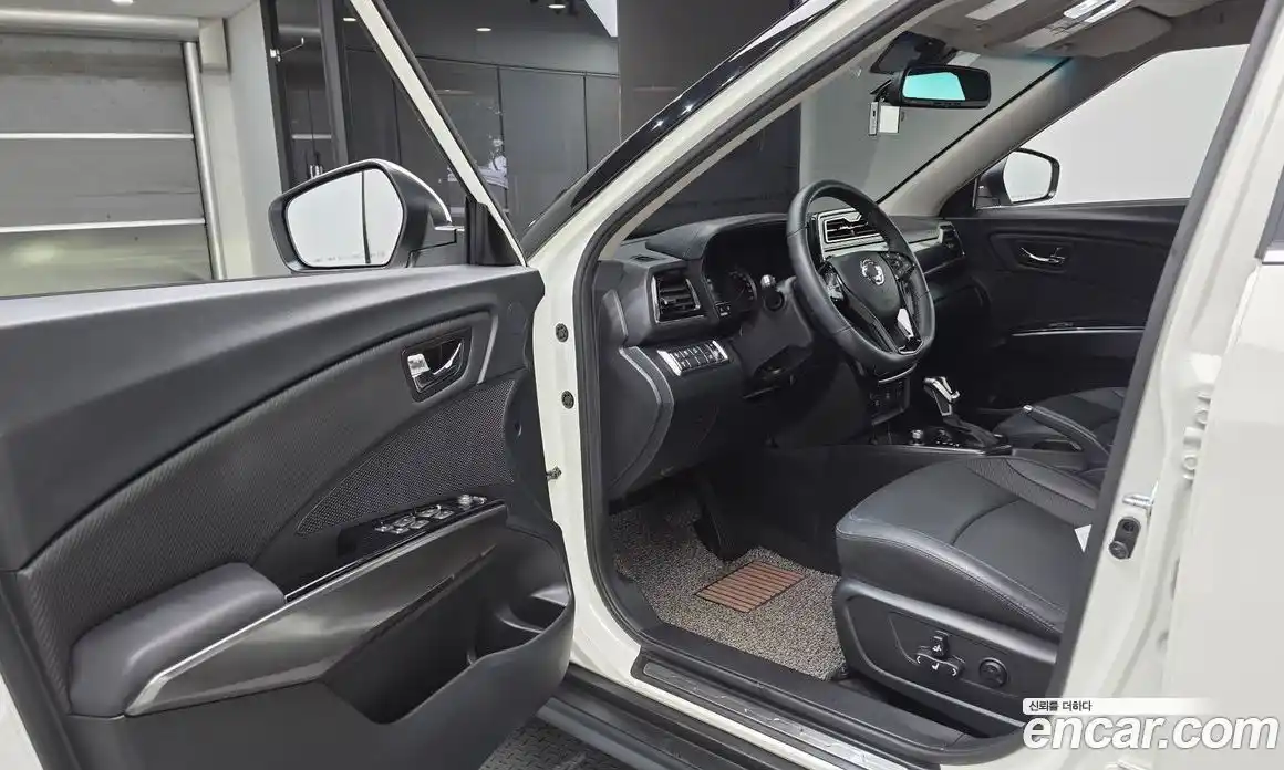 SsangYong TIBOLI 2020 1.5 автомат (гидро), фото 13