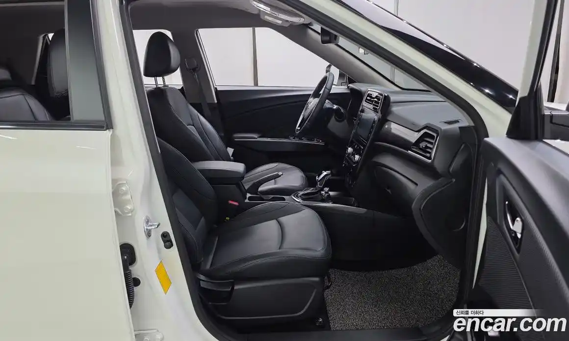 SsangYong TIBOLI 2020 1.5 автомат (гидро), фото 16