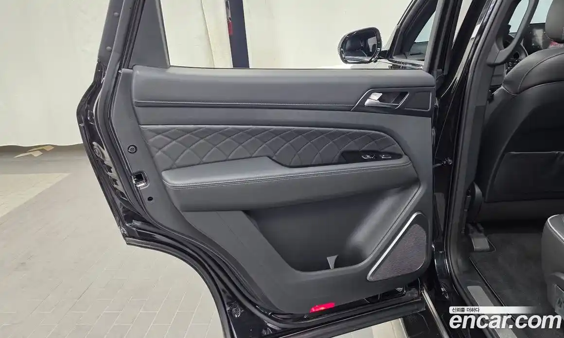 SsangYong Rexton 2023 2.2 автомат (гидро), фото 15