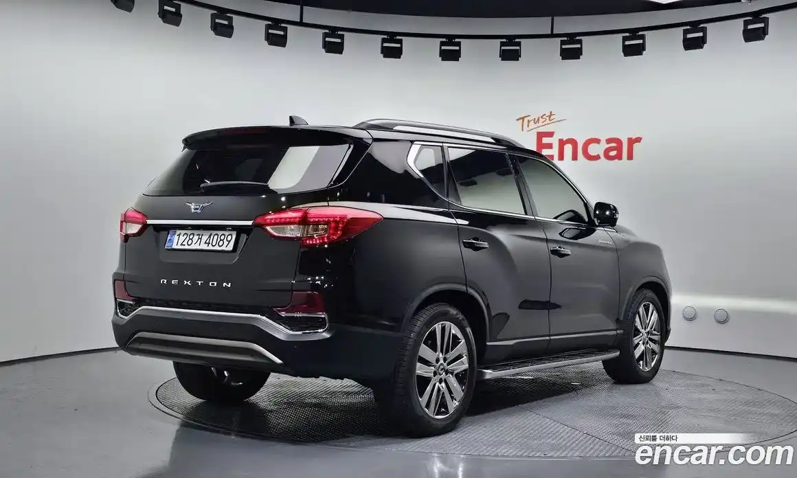 SsangYong Rexton 2020 2.2 автомат (гидро), фото 2