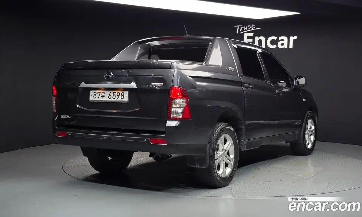 SsangYong Korando 2013 2.0 автомат (гидро), фото 2