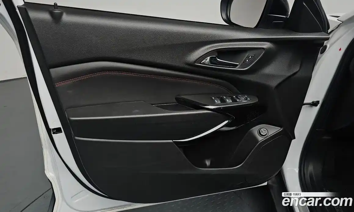 Chevrolet Trax 2024 1.2 автомат (гидро), фото 13