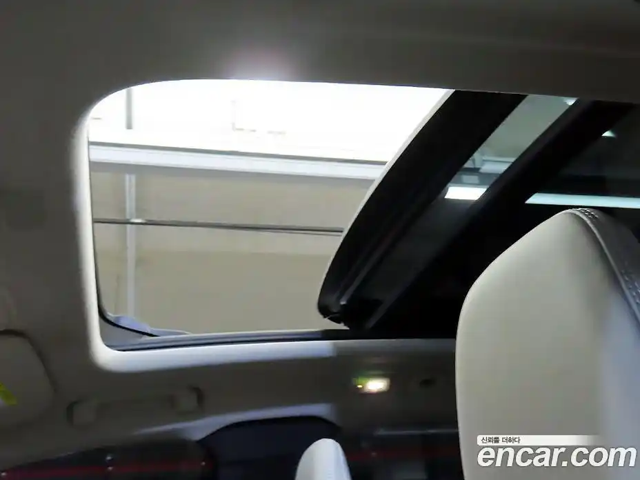 Volvo XC40 2026 2.0 автомат (гидро), фото 16