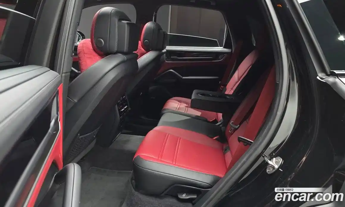 Porsche Cayenne 2024 3.0 автомат (гидро), фото 16