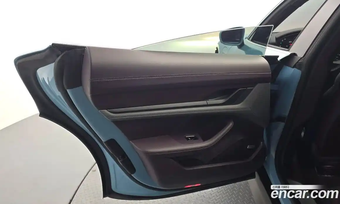 Porsche Taycan 2020 0.1 автомат (гидро), фото 15