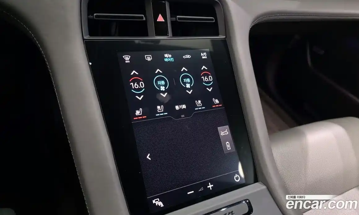 Porsche Taycan 2020 0.1 автомат (гидро), фото 25