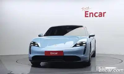 Porsche Taycan 2020 0.1 автомат (гидро), миниатюра 3