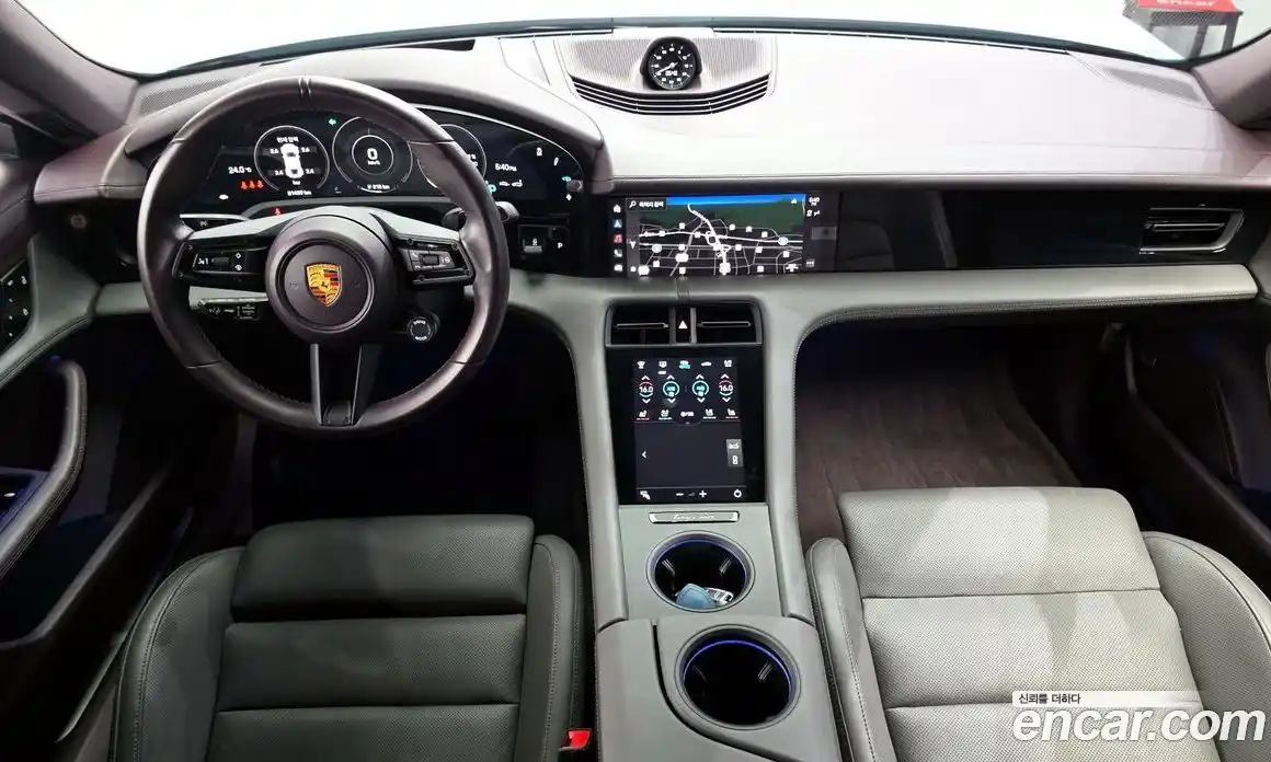 Porsche Taycan 2020 0.1 автомат (гидро), фото 10