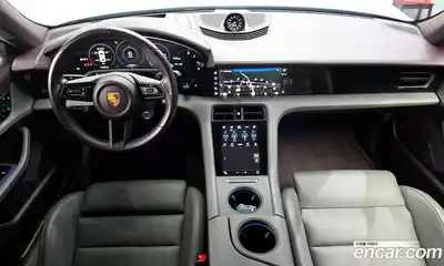 Porsche Taycan 2020 0.1 автомат (гидро), миниатюра 10