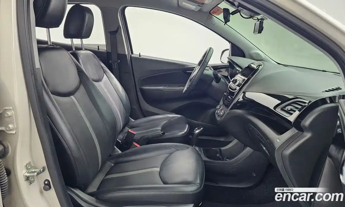 Chevrolet Spark 2019 1.0 автомат (гидро), фото 16