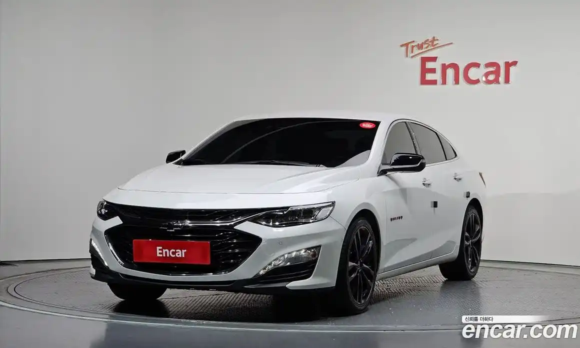 Chevrolet Malibu 2021 2.0 автомат (гидро), фото 1