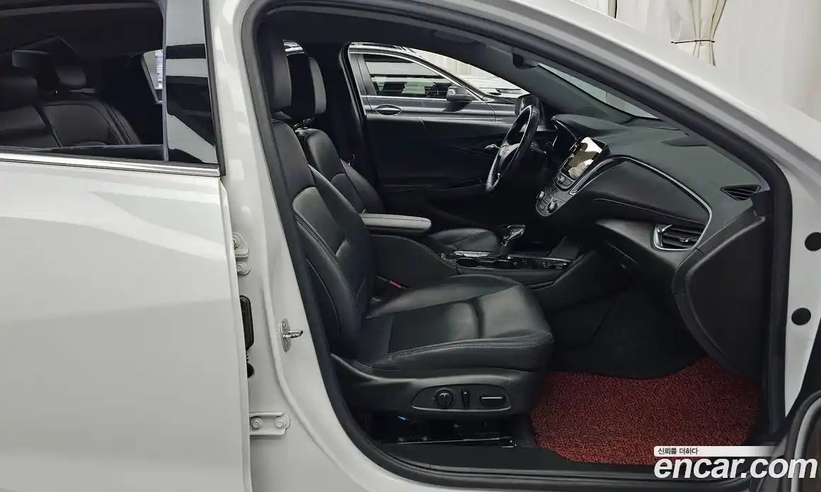 Chevrolet Malibu 2021 2.0 автомат (гидро), фото 11