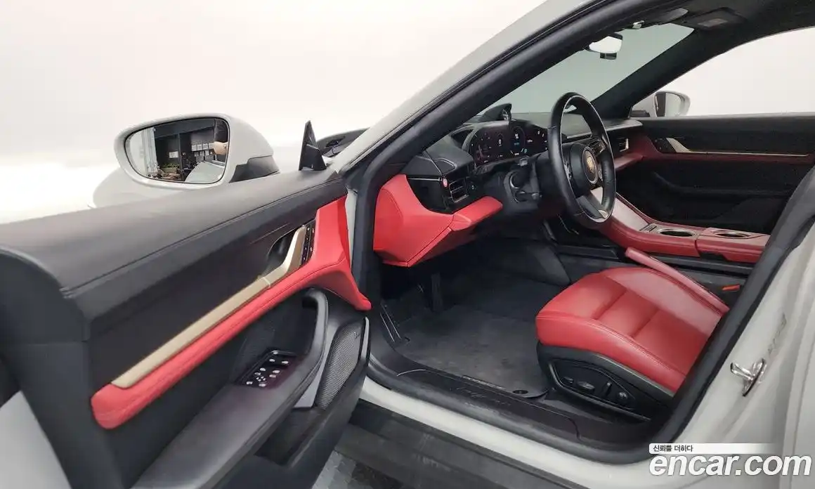 Porsche Taycan 2022 0.1 автомат (гидро), фото 13