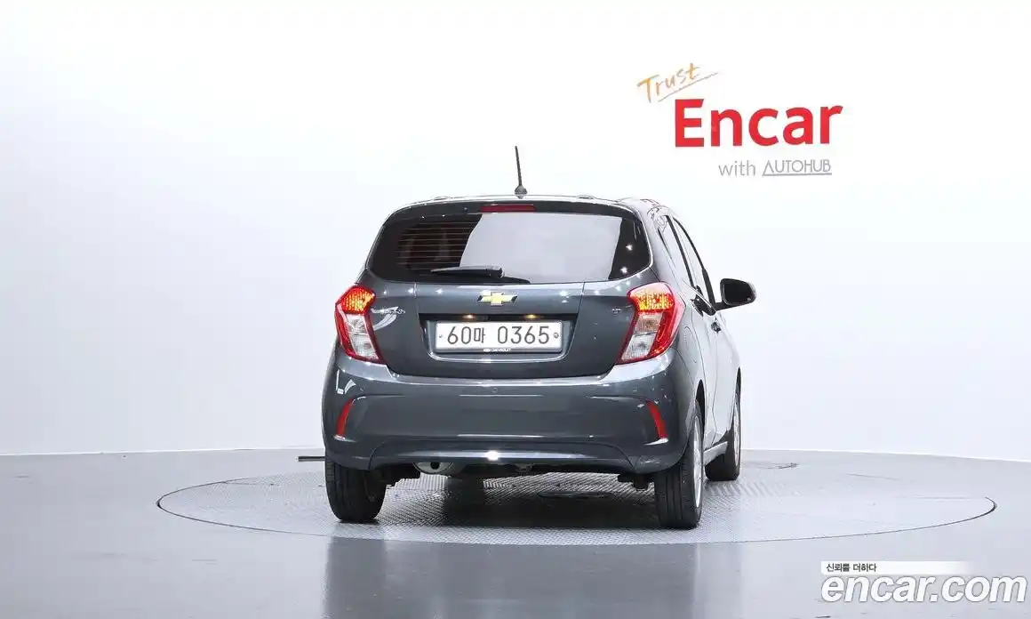Chevrolet Spark 2016 1.0 автомат (робот), фото 4