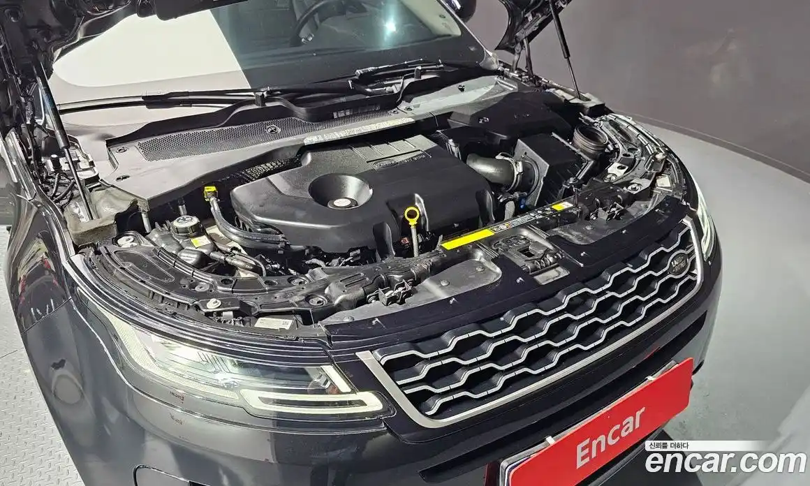 Land Rover Range Rover Evoque 2020 2.0 автомат (гидро), фото 6
