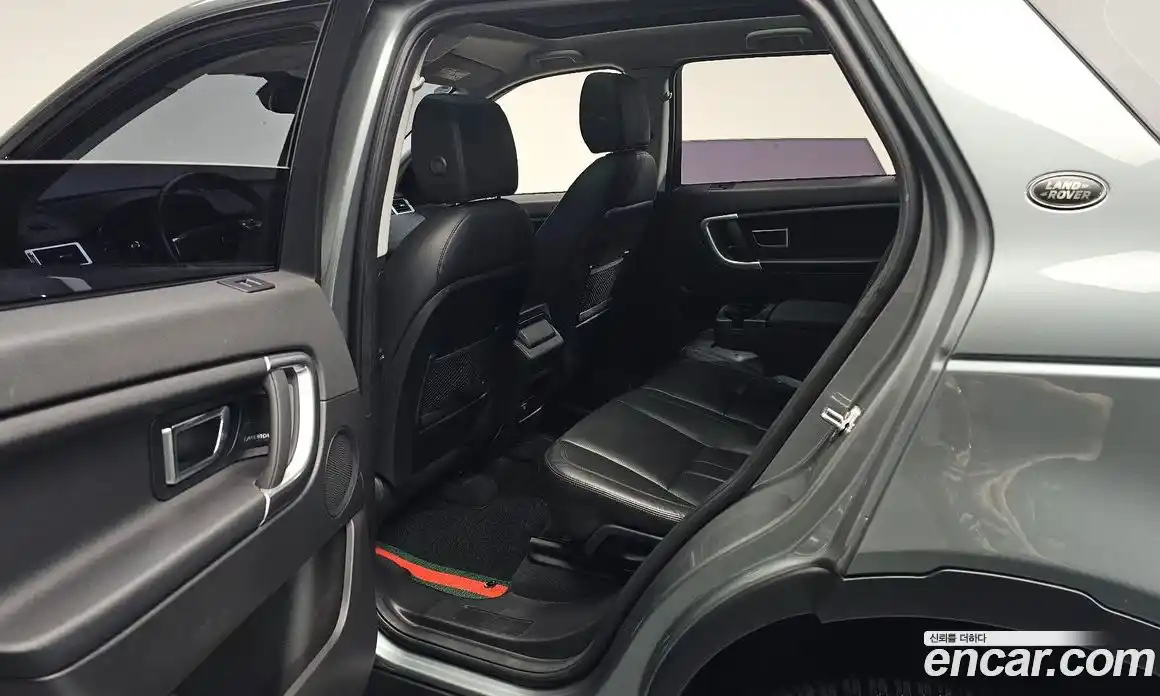 Land Rover Discovery Sport 2017 2.0 автомат (гидро), фото 16