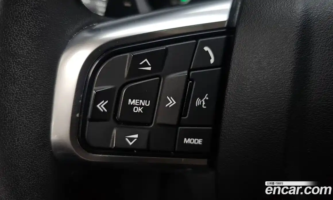 Land Rover Discovery Sport 2017 2.0 автомат (гидро), фото 28