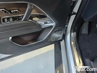 Land Rover Range Rover 2022 4.4 автомат (гидро), миниатюра 8