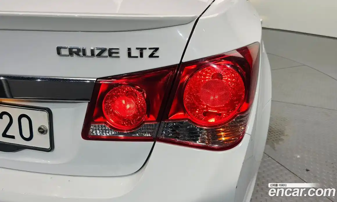 Chevrolet Cruze 2014 1.8 автомат (гидро), фото 9