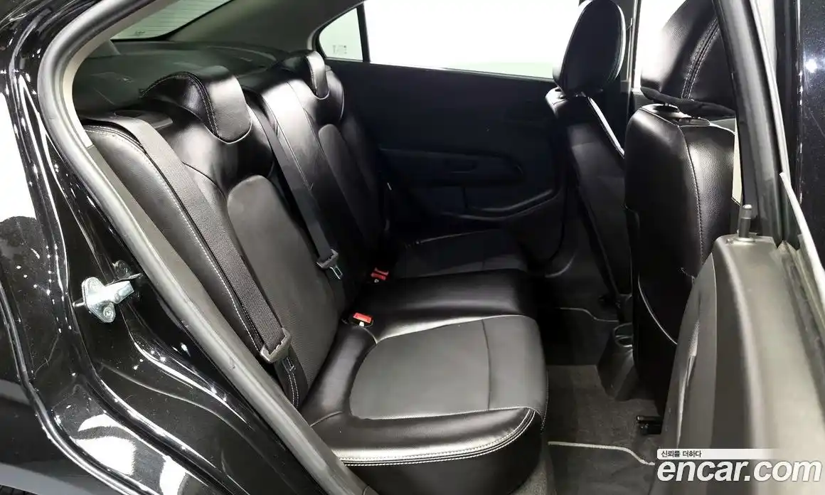 Chevrolet Aveo 2016 1.4 механика, фото 12