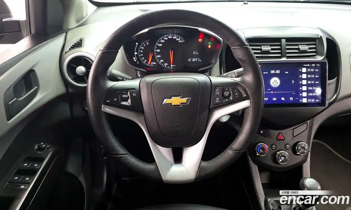 Chevrolet Aveo 2016 1.4 механика, фото 13