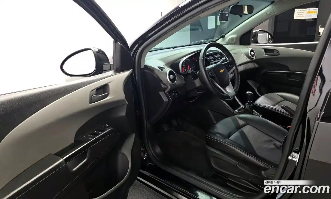 Chevrolet Aveo 2016 1.4 механика, фото 10