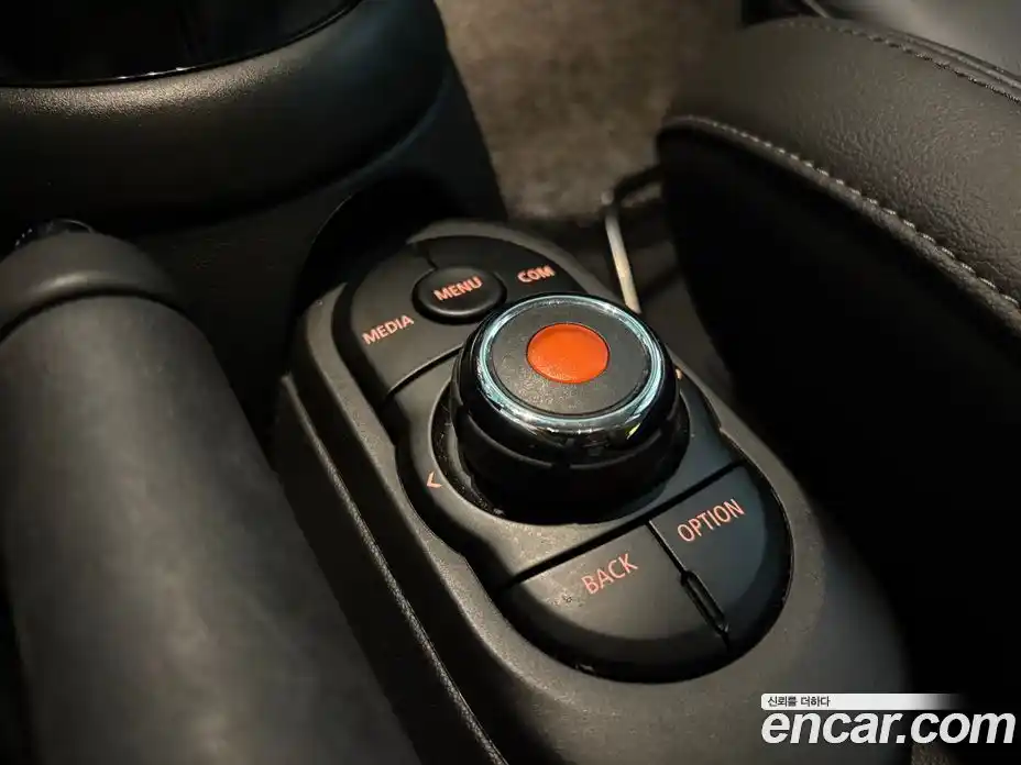 Mini Cooper 2020 1.5 автомат (гидро), фото 13