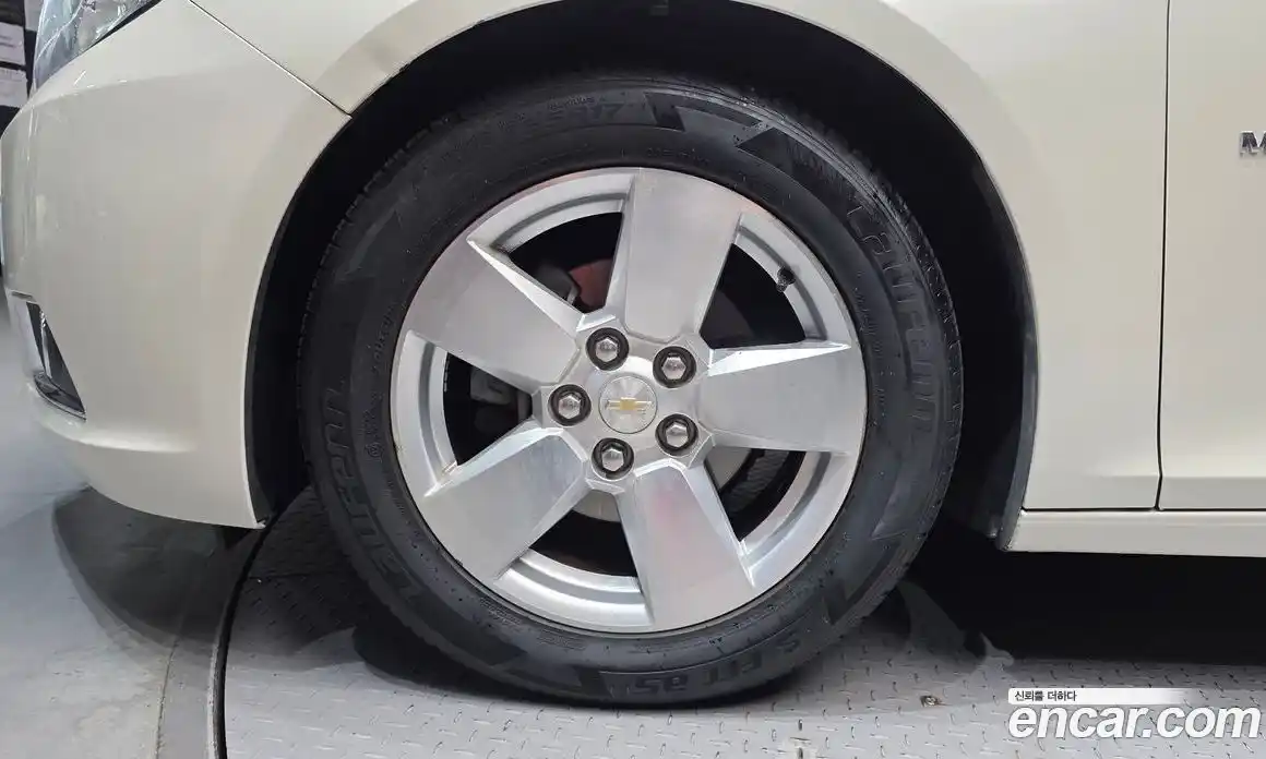 Chevrolet Malibu 2012 2.0 автомат (гидро), фото 5