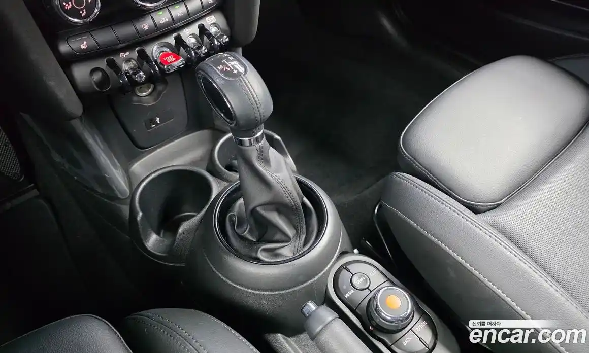 Mini Cooper 2019 1.5 автомат (гидро), фото 12