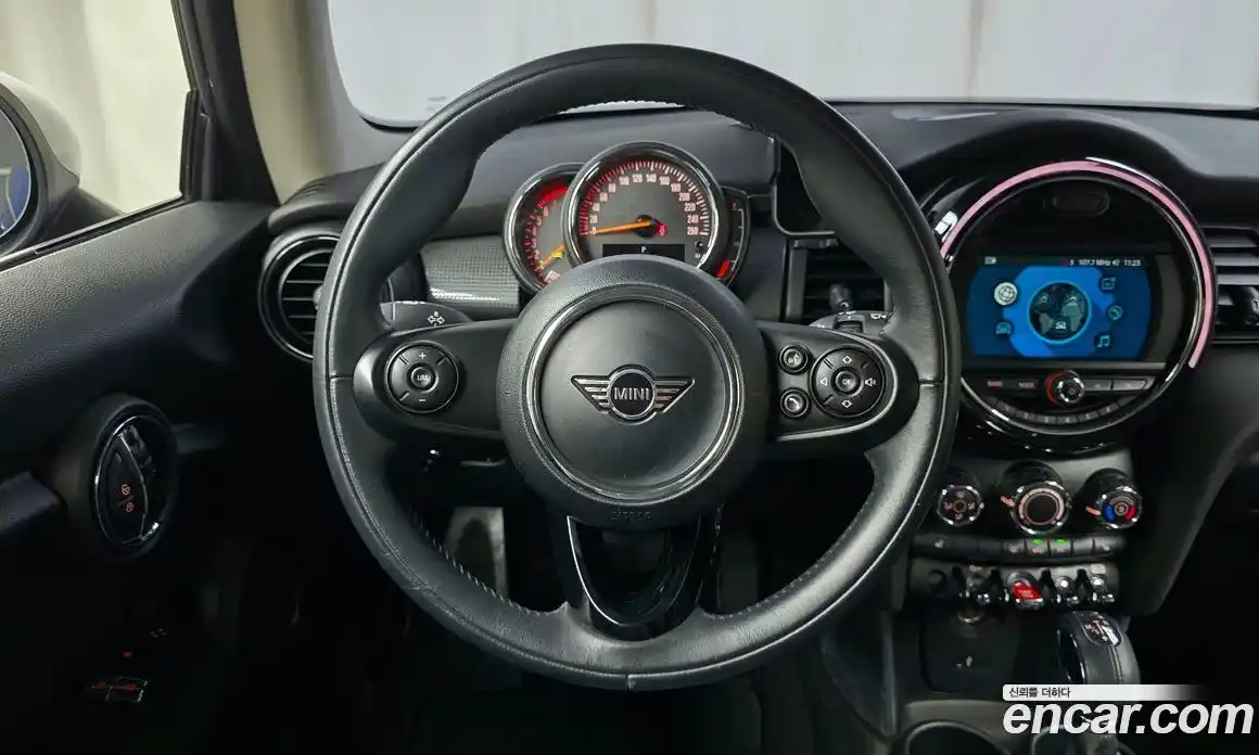 Mini Cooper 2019 1.5 автомат (гидро), фото 19