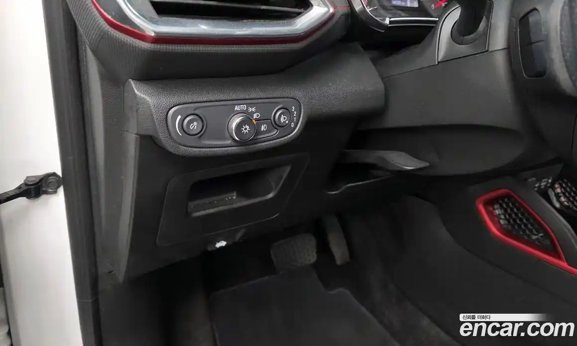 Chevrolet TrailBlazer 2020 1.3 автомат (гидро), фото 23