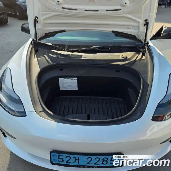 Tesla Model 3 2022 0.2 автомат (гидро), фото 17 Tesla Model 3 2022 0.2 автомат (гидро), фото 17