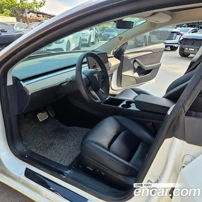 Tesla Model 3 2022 0.2 автомат (гидро), фото 8 Tesla Model 3 2022 0.2 автомат (гидро), фото 8