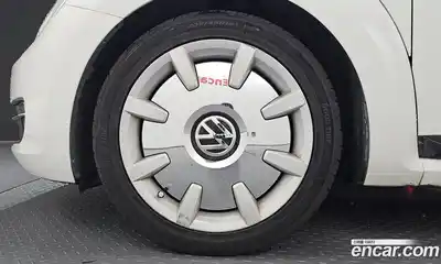 Volkswagen Beatle 2014 2.0 автомат (гидро), миниатюра 5