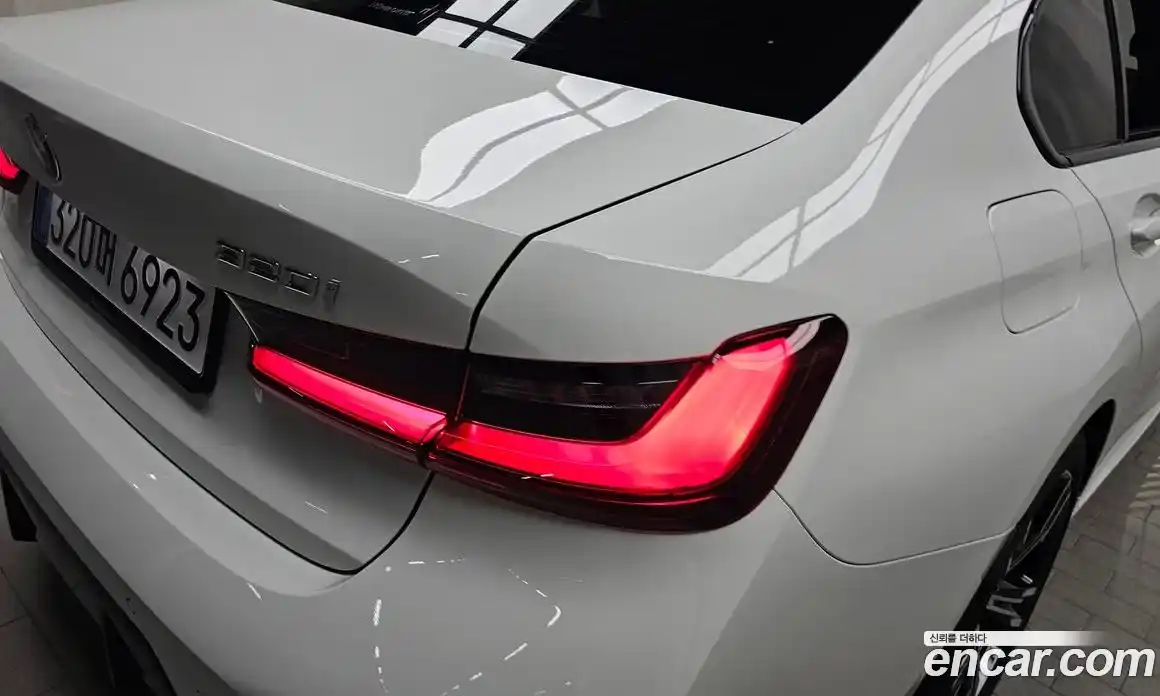 BMW 3 серия 2025 2.0 автомат (гидро), фото 9