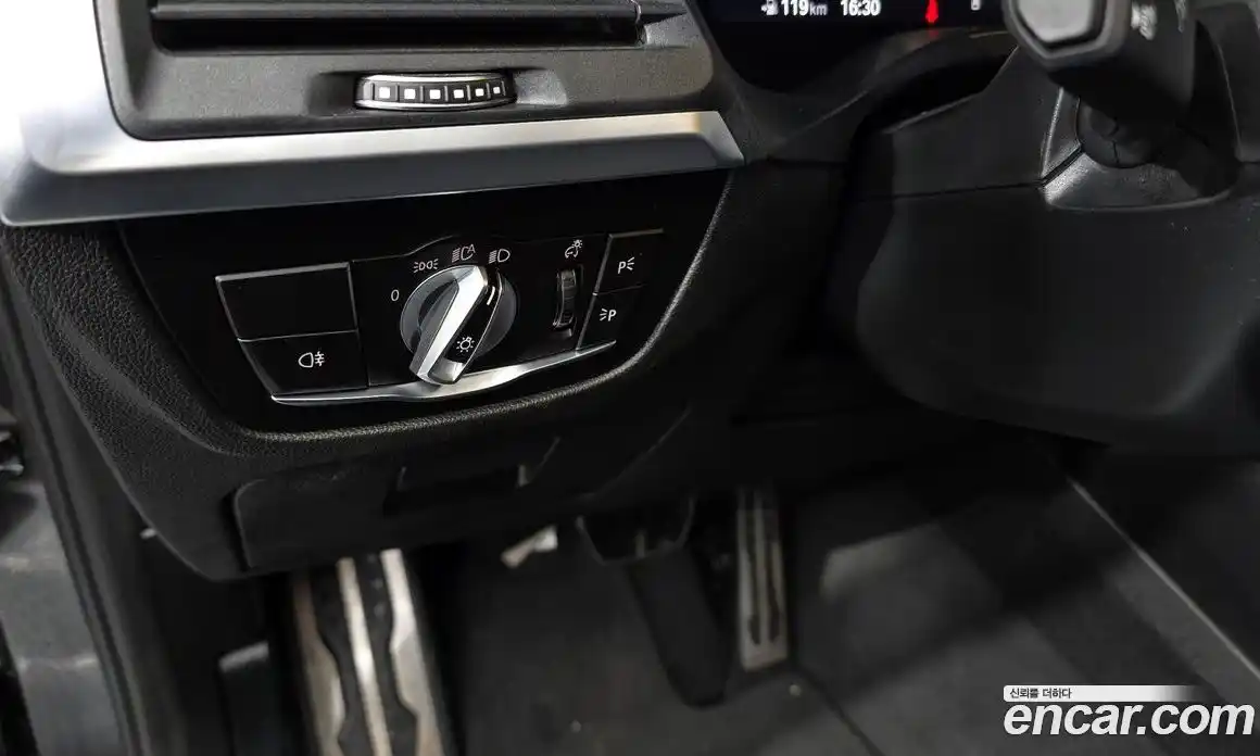 BMW X4 2023 3.0 автомат (гидро), фото 26