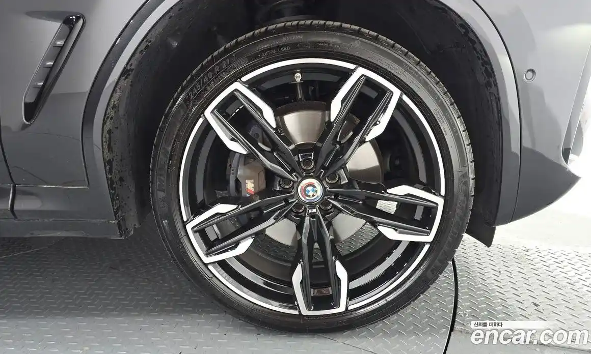 BMW X4 2023 3.0 автомат (гидро), фото 7