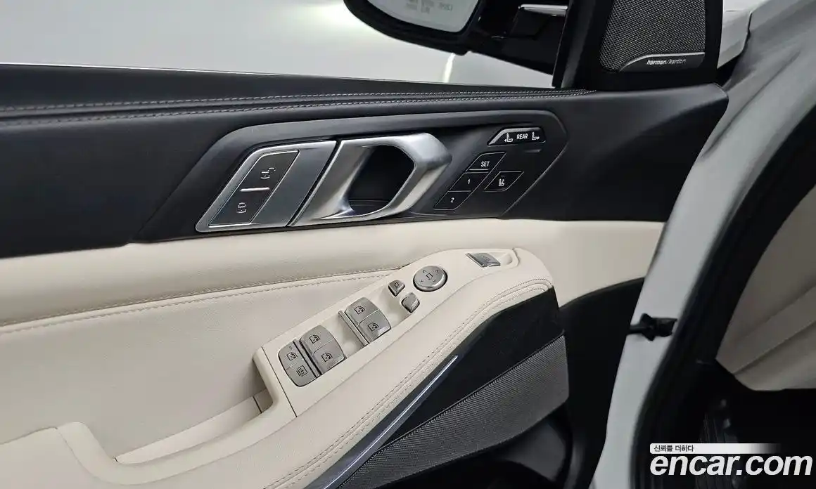 BMW X7 2021 3.0 автомат (гидро), фото 37